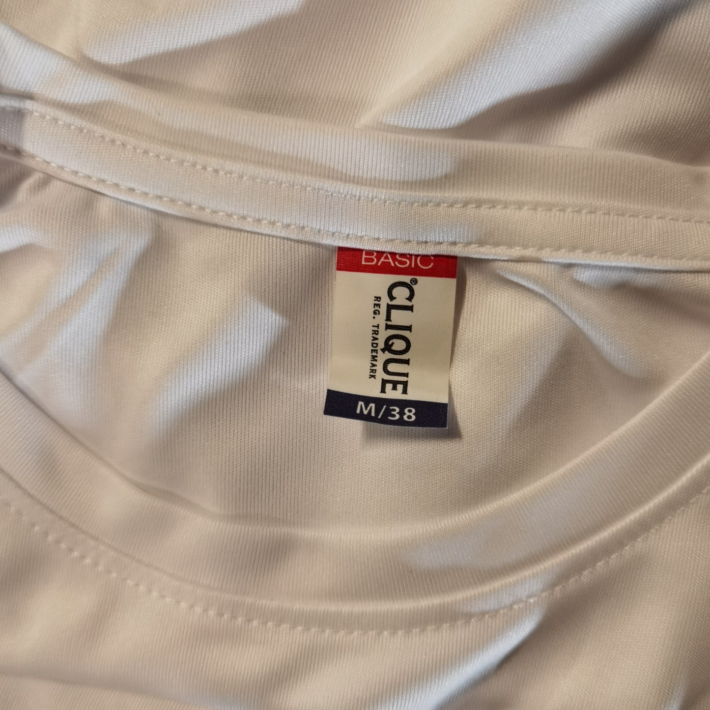Clique Basic (M 38)
