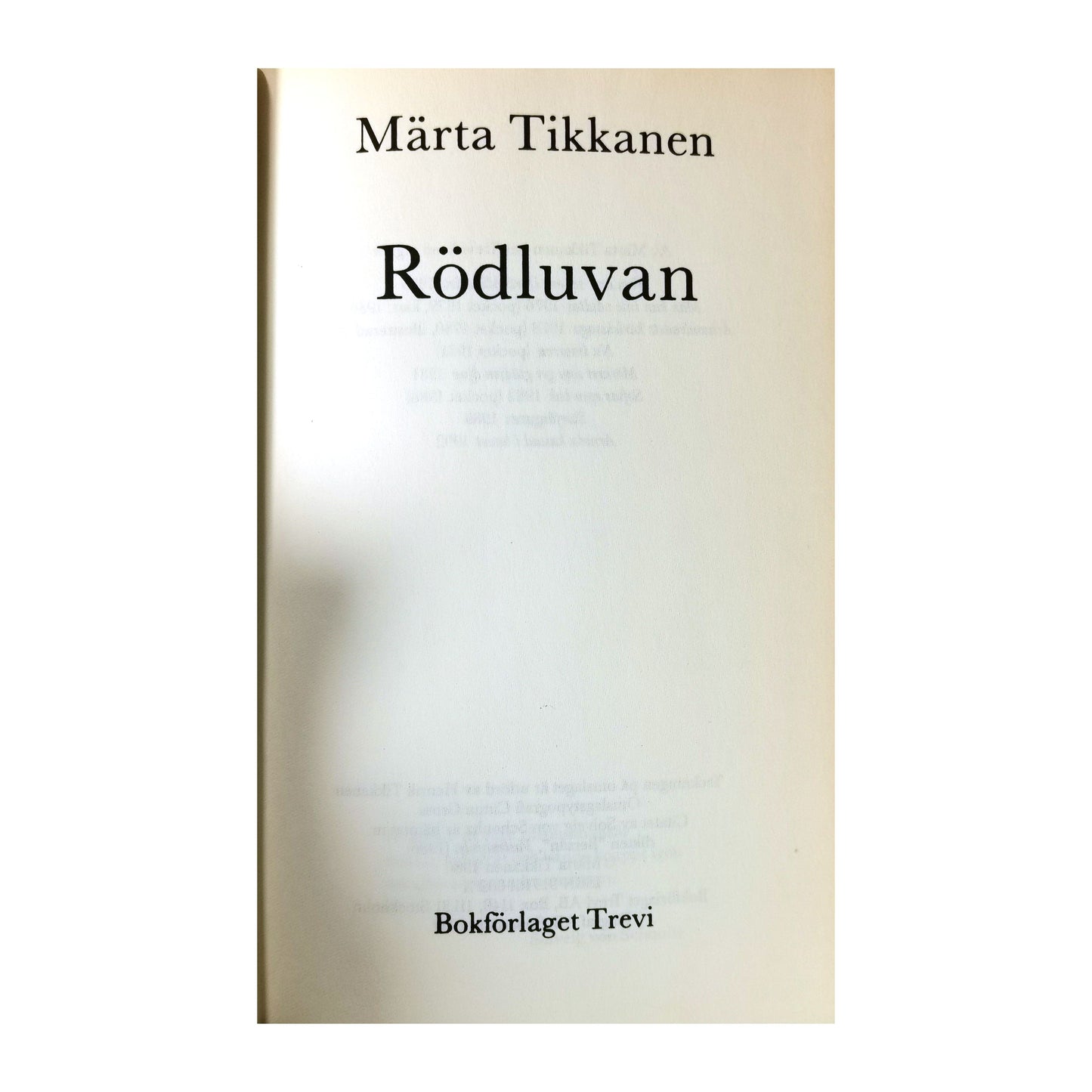 Märta Tikkanen: Rödluvan