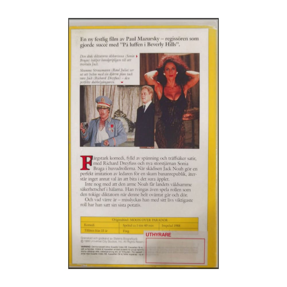 Moon Over Parador | Banan Republiken