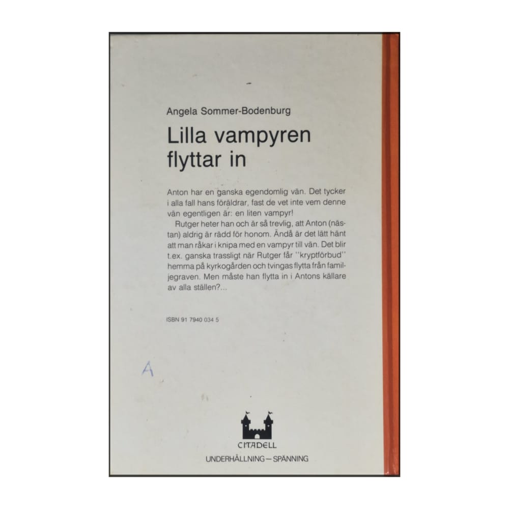 Angela Sommer-Bodenburg: Lilla Vampyren Flyttar In