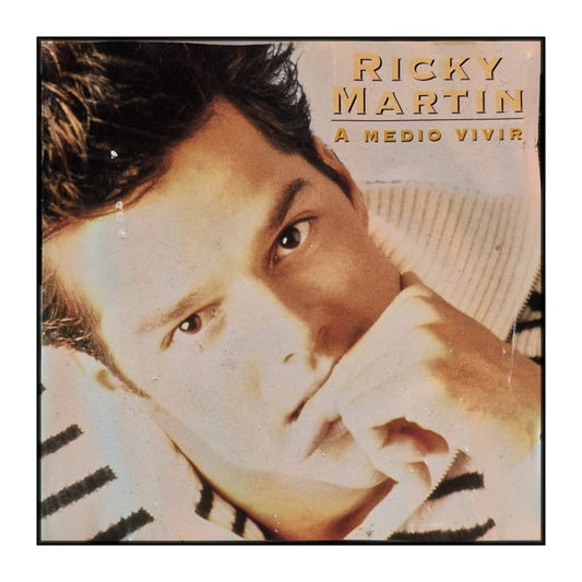 Ricky Martin: A Medio Vivir