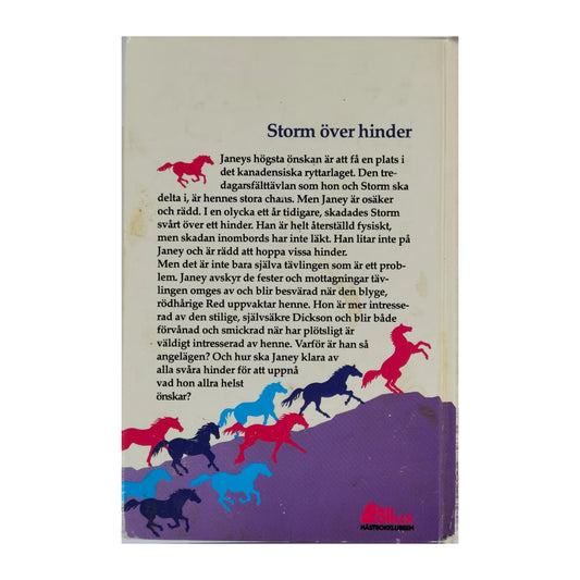 Joan Weir: Storm Över Hinder