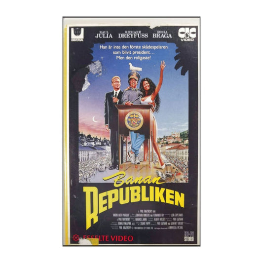 Moon Over Parador | Banan Republiken