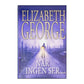 Elizabeth George: När Ingen Ser