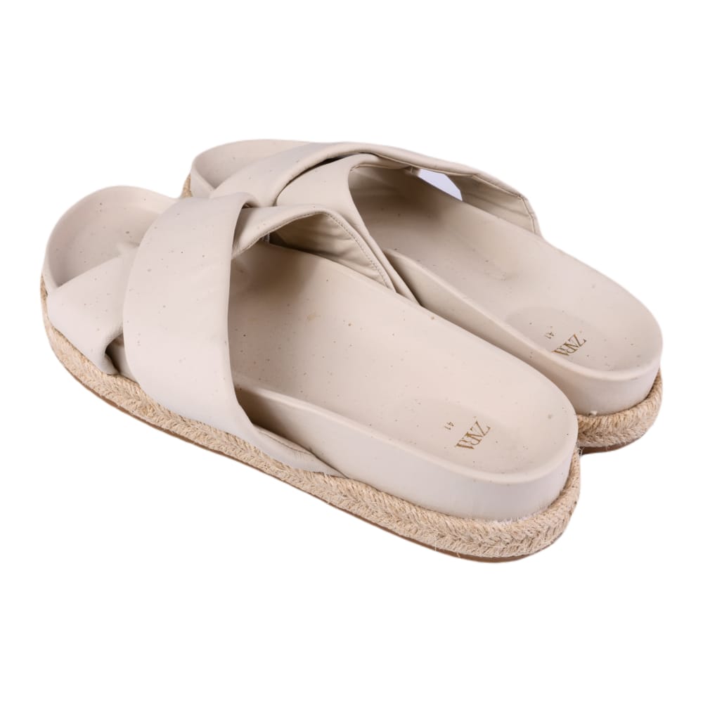 Zara - Sandaler - (41 Eu)