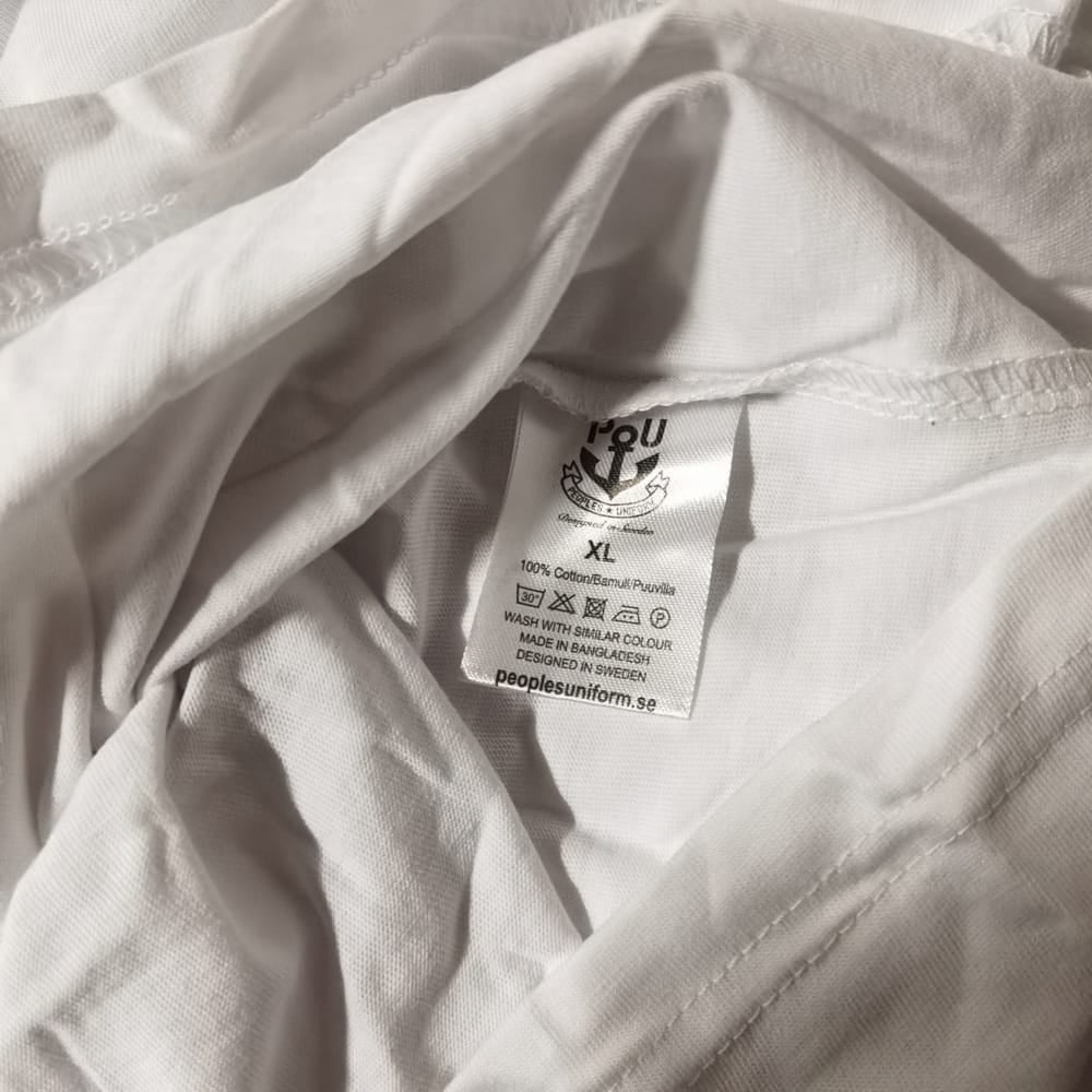 Peoples Uniform: Rivers V-Neck Tee (Xl)