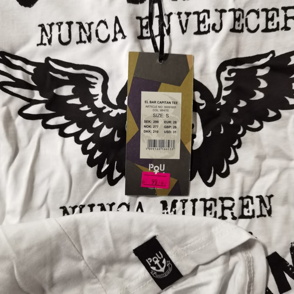 Peoples Uniform: El Bar Capitan Tee (S)