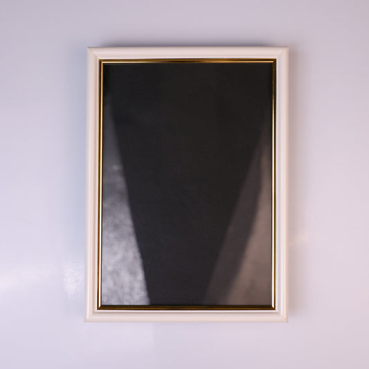 Glass & Plastic Picture Frame (15x21cm) (WHITE)